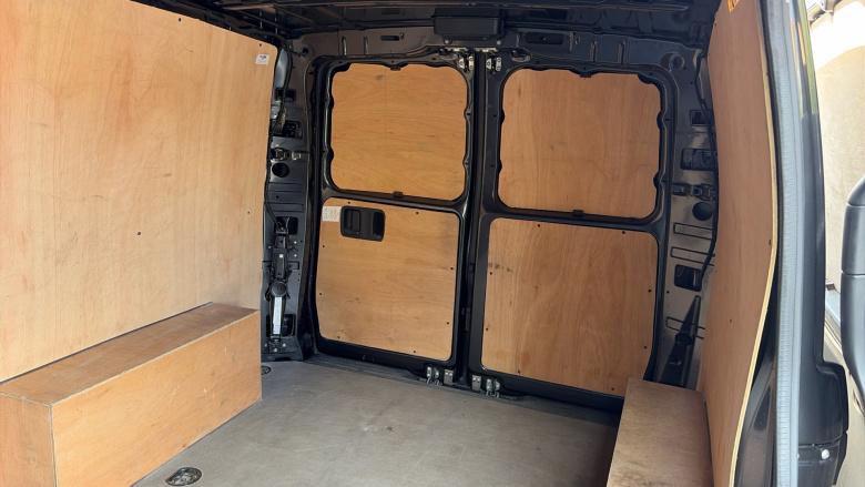 Mercedes-Benz Vito L2 Diesel Rwd 114CDI Pro Van